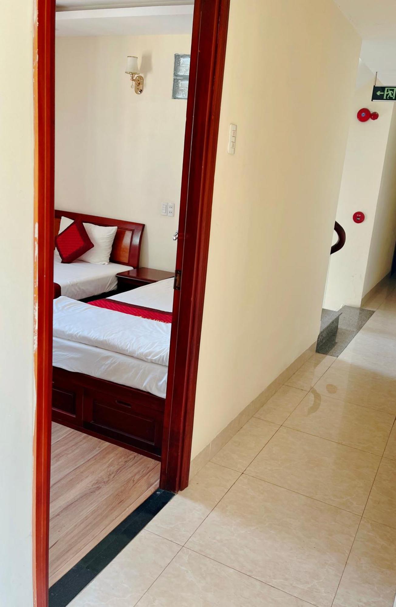 Stars Central Danang Екстериор снимка